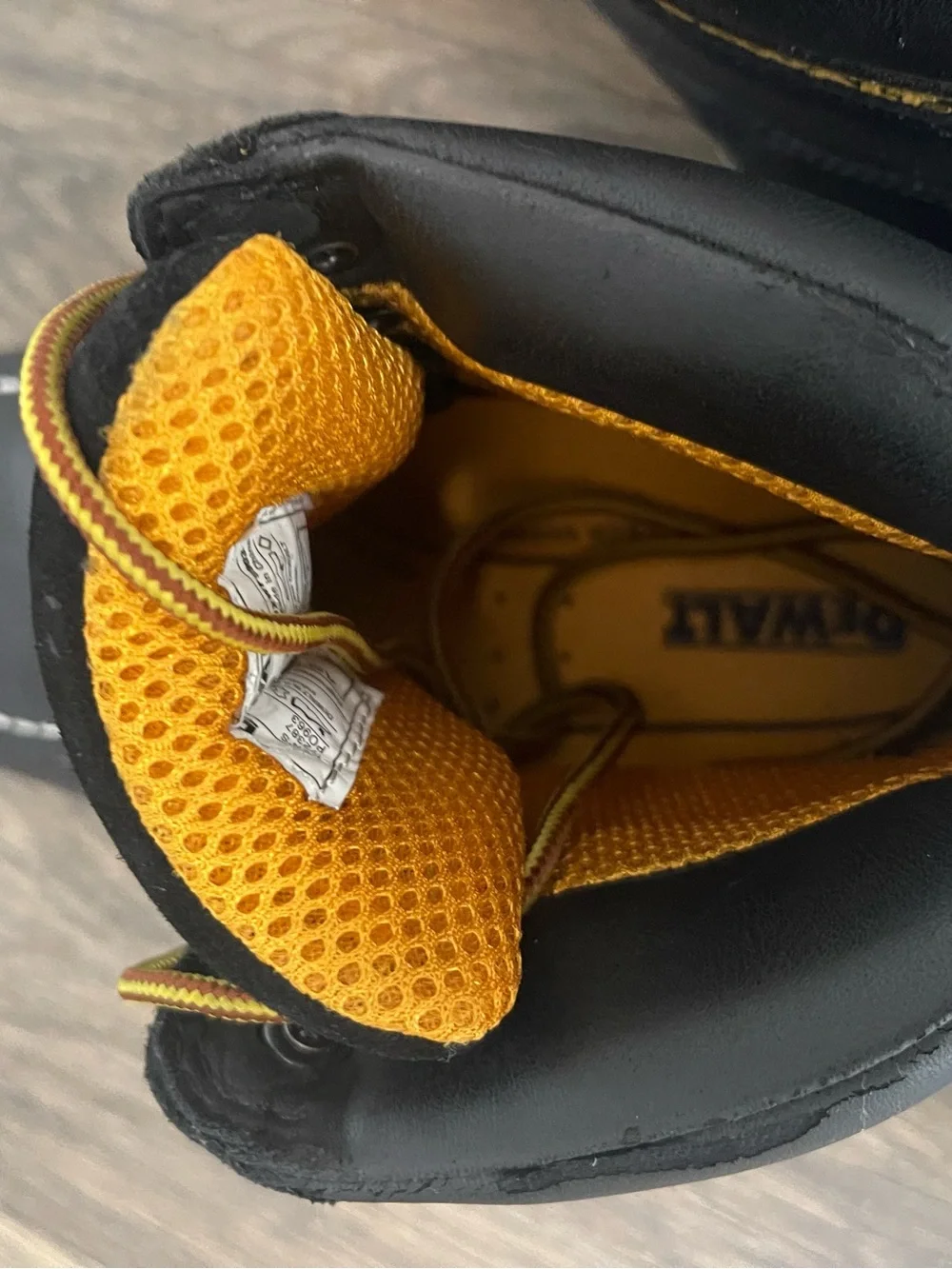 DEWALT Safety work boots